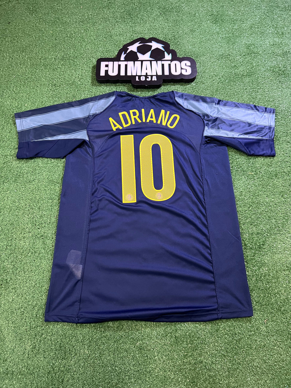 Camisa l Retrô Inter de Milão 04/05 -Adriano Imperador #10| FutMantos