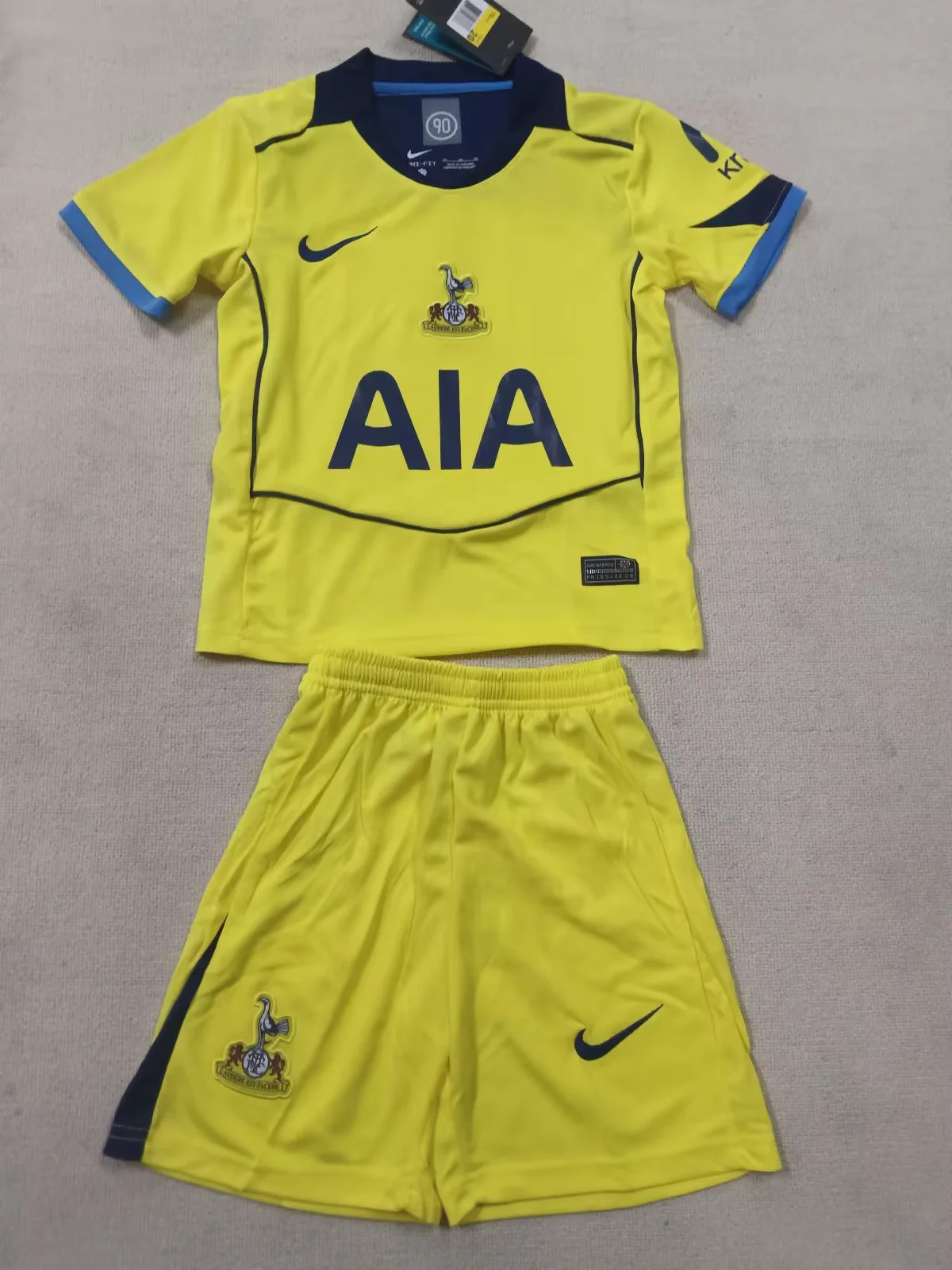 Kit Infantil Tottenham Spurs III 2025/26 | Futmantos