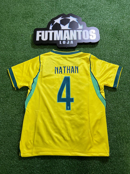kit Infantil Brasil I 26/27 - Amarelo- NATHAN#4|  FutMantos