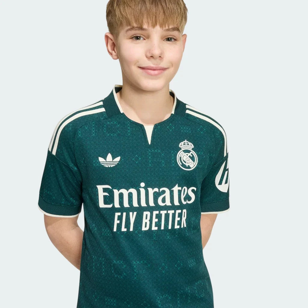 Kit Infantil Real Madrid 2026/27 II