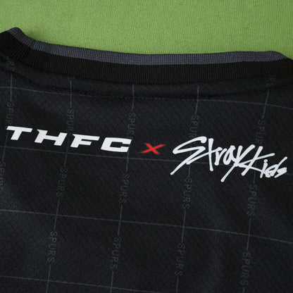 Kit Infantil Tottenham Spurs II 2025/26 | Futmantos