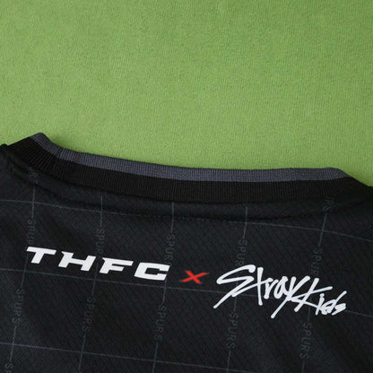 Kit Infantil Tottenham Spurs II 2025/26 | Futmantos