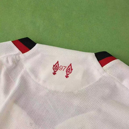 Camisa Liverpool II 25/26 - Versão Jogador | Futmantos