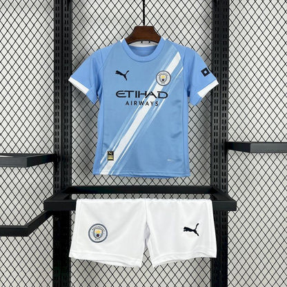 Kit Infantil Manchester City I 2025/26 | Futmantos