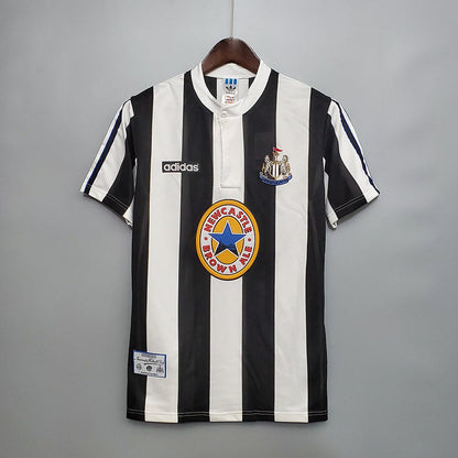 Camisa Newcastle Retrô 1995/1997 Preta e Branca - | Futmantos
