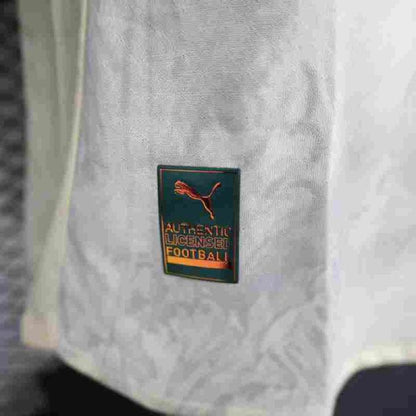 Camisa Palmeiras Bege 25/26 KidSuper - Versão Jogador | Futmantos